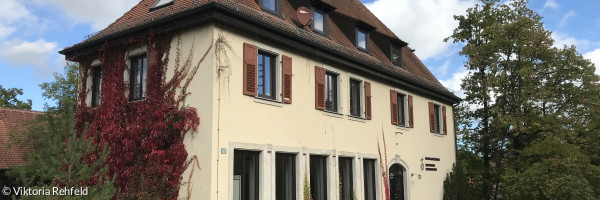 Außenansicht des Dekanatsjugendheims in Schornweisach