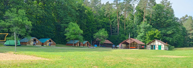 Blick auf den Jugendzeltplatz in Schornweisach