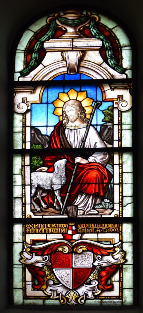 Glasfenster "Der gute Hirte" in St. Ägidius